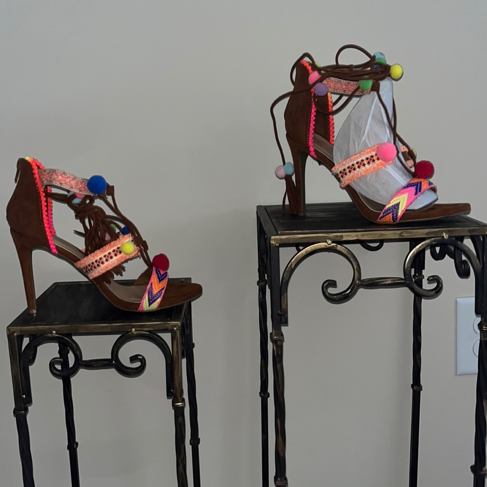 Anne Michelle Tan Multi Color Sandals Size 9